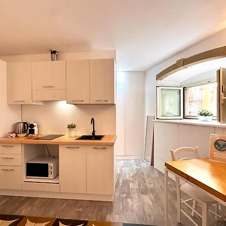 Alle Scalette Santa Teresa